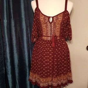 4 for $20 NWOT Cold Shoulder Boho Dress